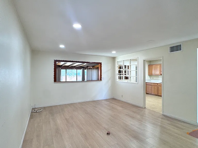 304 N Kendor Dr — Photo 19