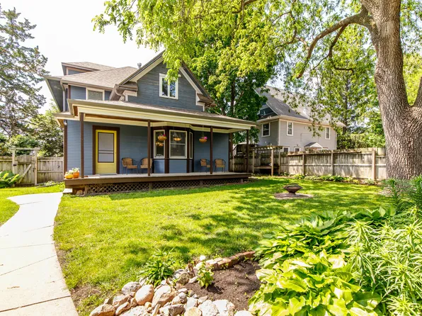 811 6th St, Ames, IA 50010