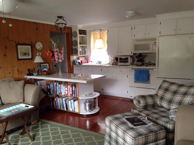 1044 Main Rd — Photo 11