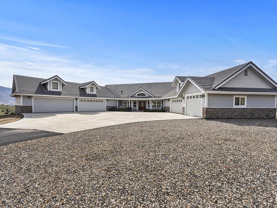 7364 Sierra Way, Kernville, CA 93238 | Zillow