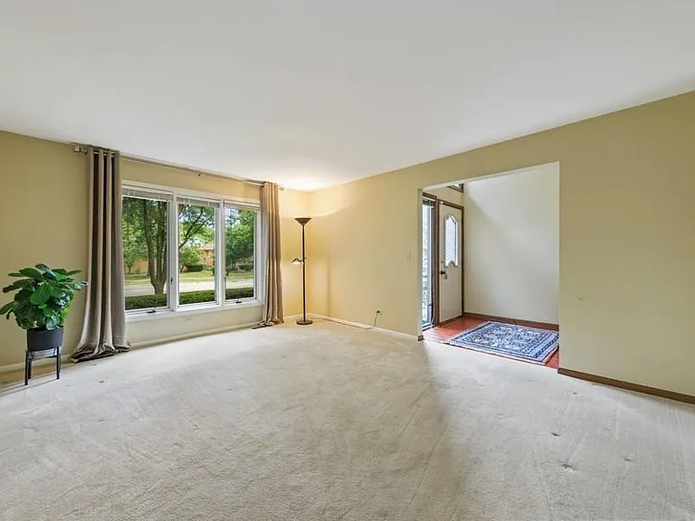 3800 Gilbert Ave #N — Photo 13