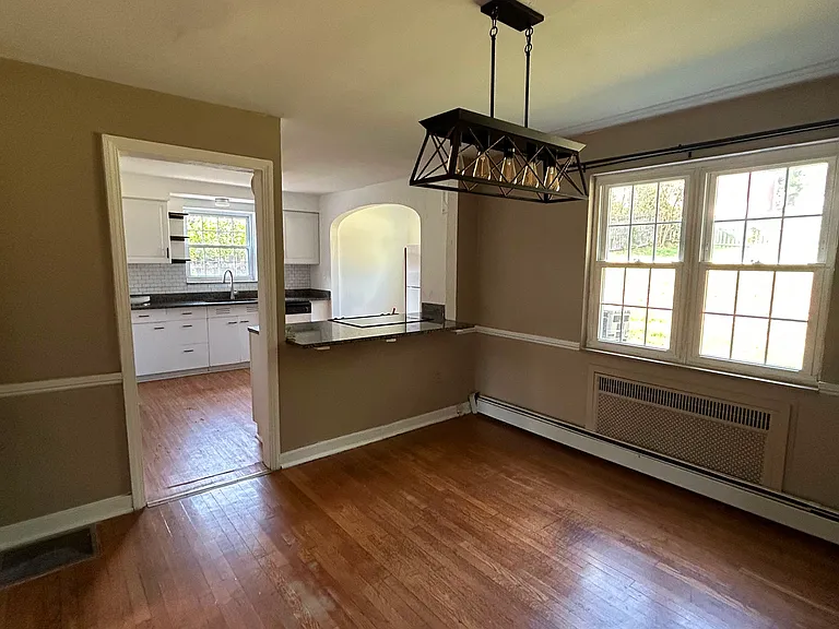 565 Kelso Rd — Photo 6