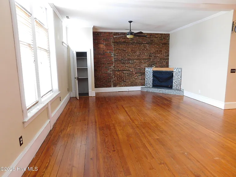 216 Middle St #B — Photo 36
