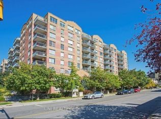 45 Holland Ave #910, Ottawa, ON K1Y 4S3