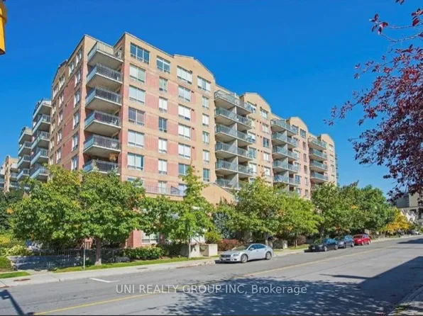 45 Holland Ave #910, Ottawa, ON K1Y 4S3