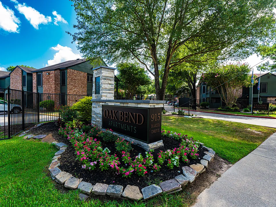 Oak Bend Apartments