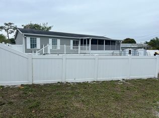 1580 NE Seneca Ave, Stuart, FL 34994