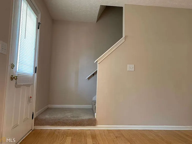 25 Wexford Way — Photo 3