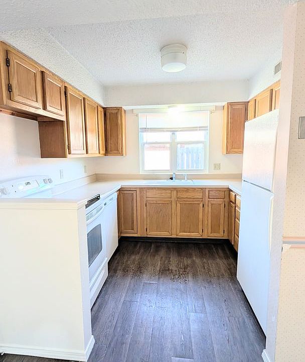 1st image of 1704 E 24th Ave APT 2