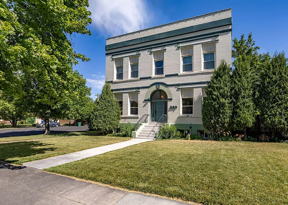 299 W Center St #2