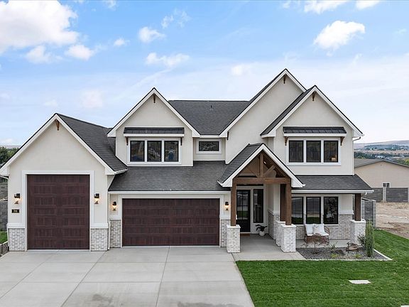 2nd image of 701 Cortona Way