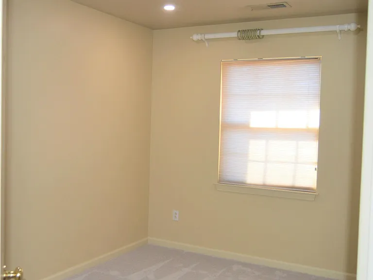 Guest Room1