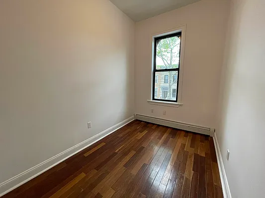 Rented by REAL New York | media 13