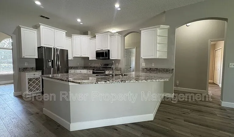 338 Bridgestone Ct — Photo 8