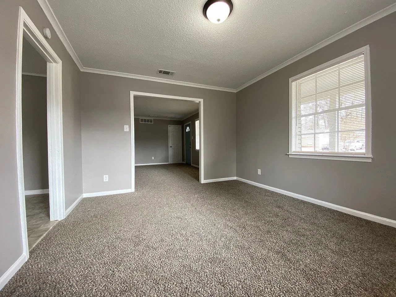 3457 Suzanne Dr — Photo 3