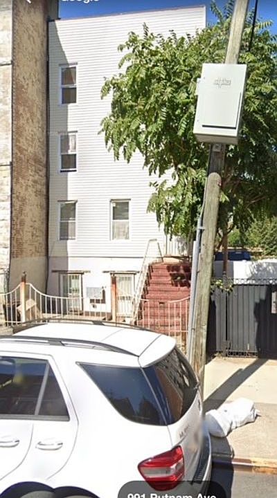 1st image of 991 Putnam Ave #4
