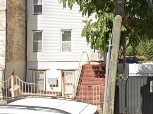 991 Putnam Ave #4, Brooklyn, NY 11221