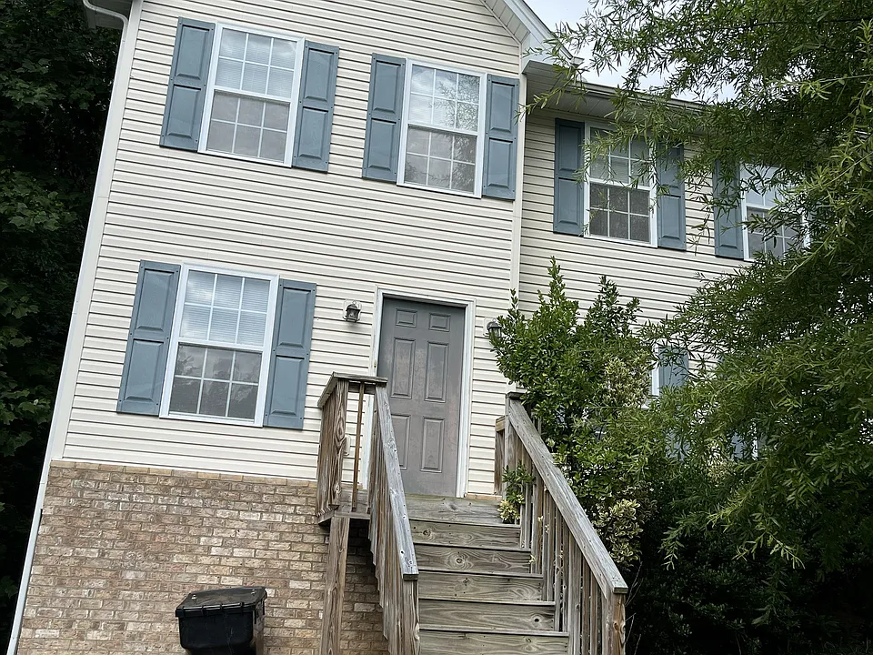 1816 Connors Run