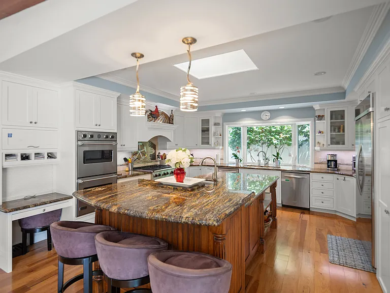 1040 Alameda Blvd — Photo 18