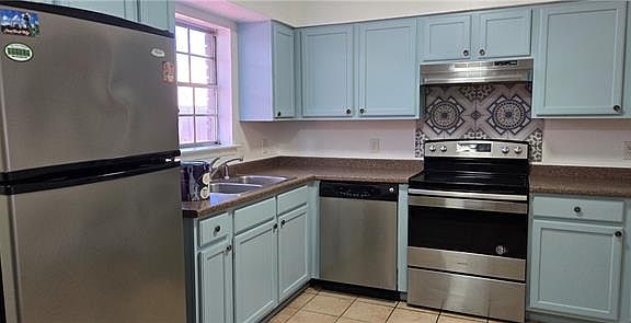 3rd image of 2400 Giuffrias Ave APT 2