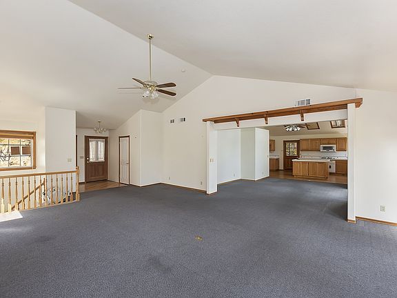 4th image of 26330 Spyglass Dr