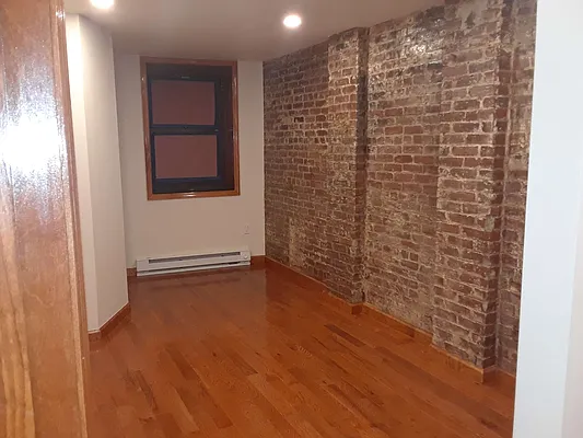Rented by Vanderborgh Realty  | media 11