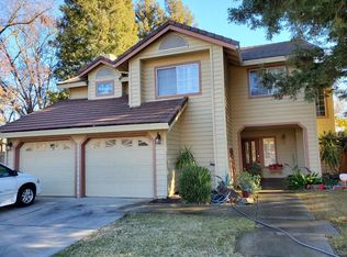 9401 Laguna Lake Way, Elk Grove, CA 95758