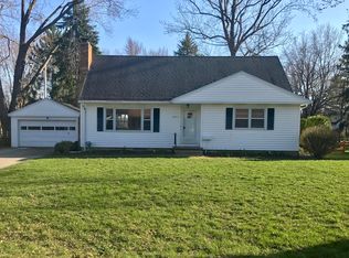 2771 E Roseland Ave, East Lansing, MI