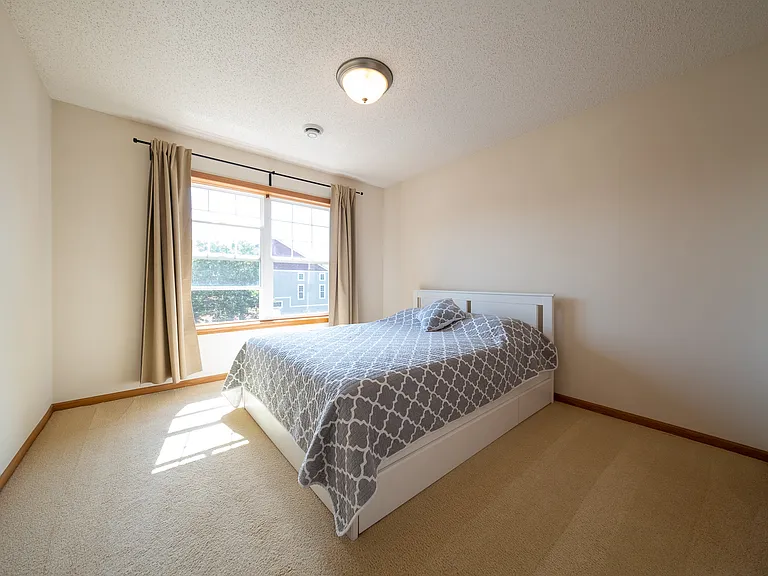 15314 Maryland Ave — Photo 16