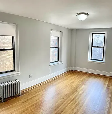 Rented by Arwell Realty | media 2