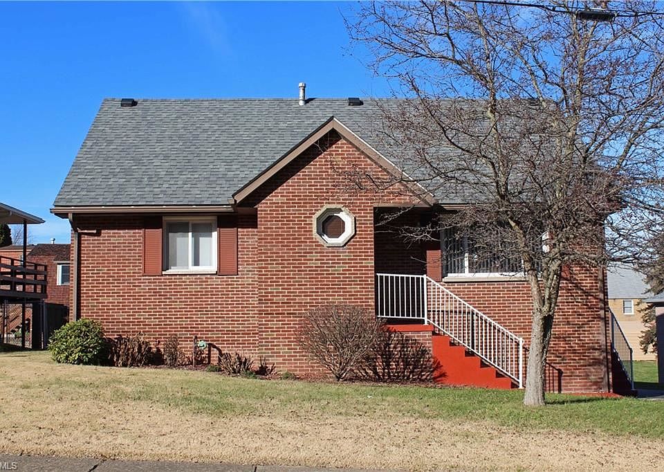 1st image of 206 Lorraine Dr