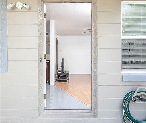 4th image of 7020 40th Ave N