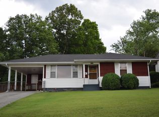 2110 NW Chillicothe St, Knoxville, TN 37921