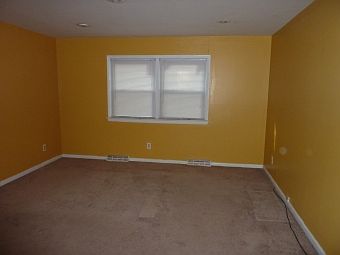 5th image of 33 Westwood Ave
