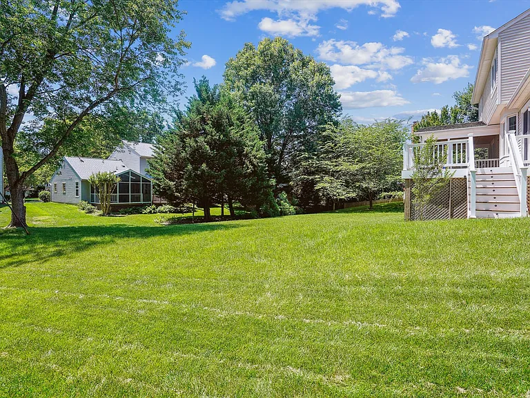 3307 Flintwood Ct — Photo 4