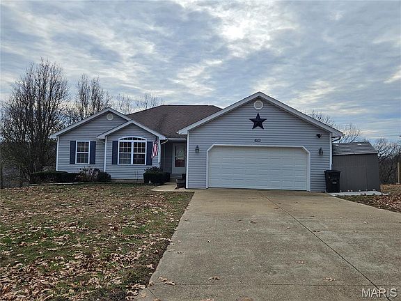 2nd image of 14260 Howard Ln