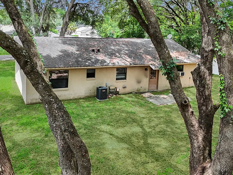 62 Teak Loop — Photo 21