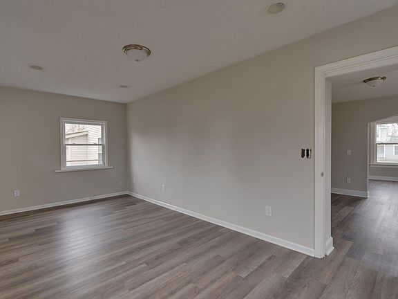 4th image of 1603 Harrisburg Pike