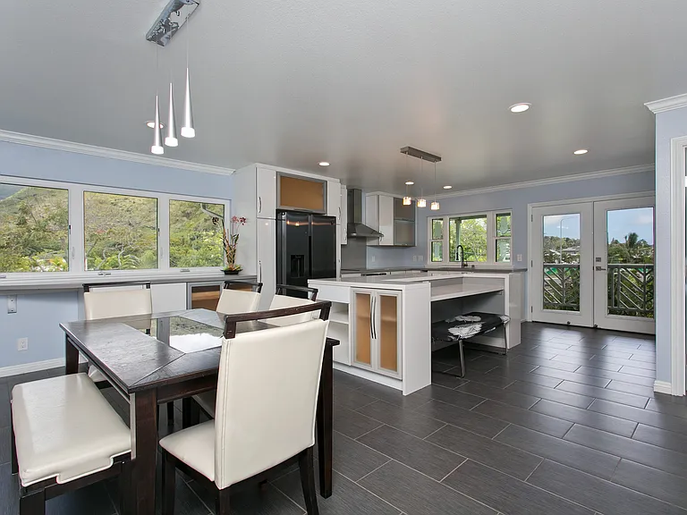 6153 Kalanianaole Hwy #2 — Photo 1