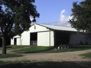 17417 W State Rd, Pecatonica, IL 61063