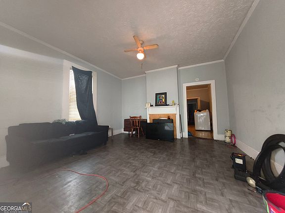 3rd image of 78 Short St