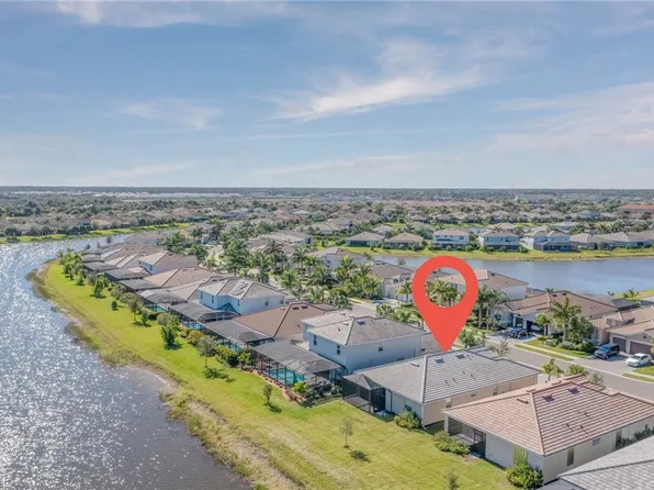 2418 Orchard ST, NAPLES, FL 34120