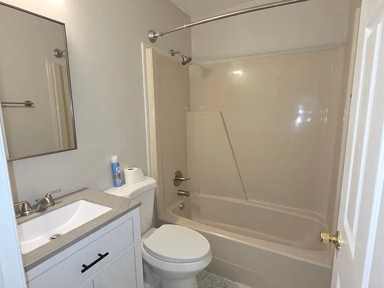 9633 15th Bay St #4 — Photo 36