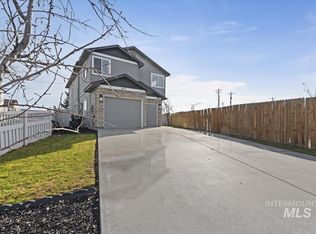 864 N Britt Pl, Meridian, ID 83642