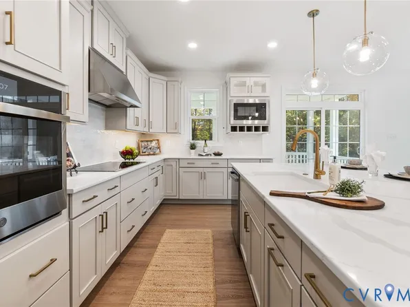 4506 Singing Bird Dr, Moseley, VA 23120