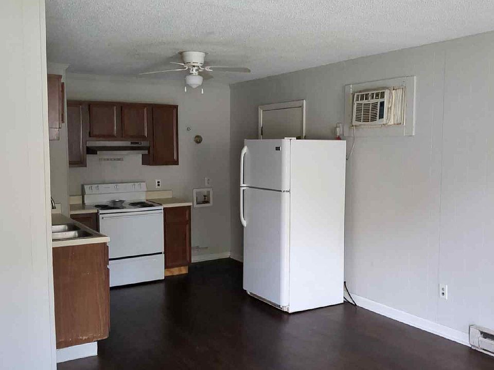 2nd image of 107 Bandywood Dr #B