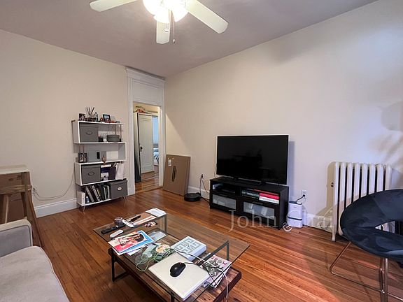 5th image of 4 Ayr Rd APT 24
