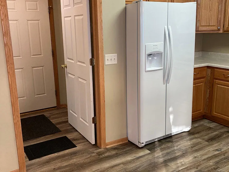 6926 Naples Dr — Photo 12