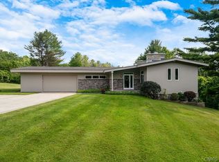 1994 Chard Rd, Cazenovia, NY 13035