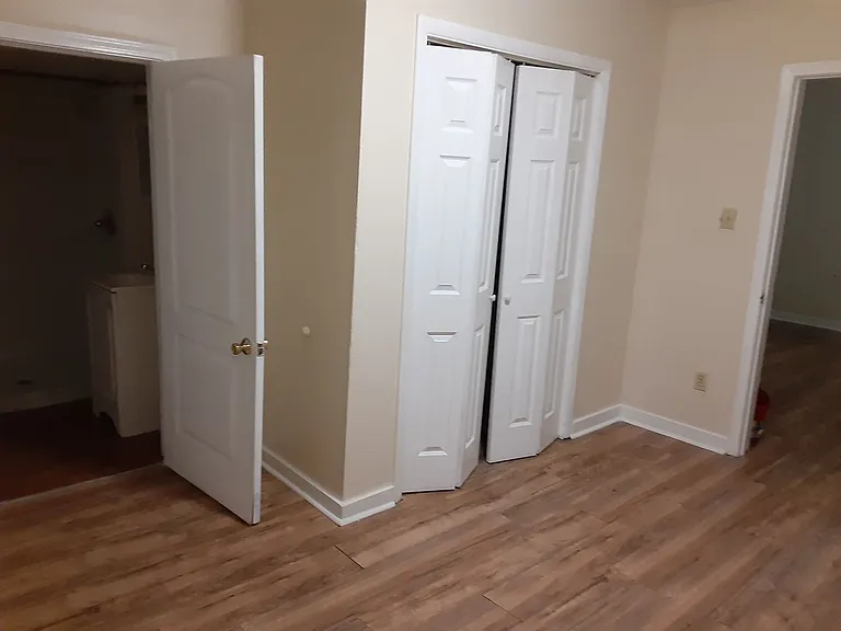 1512 Flora St — Photo 7